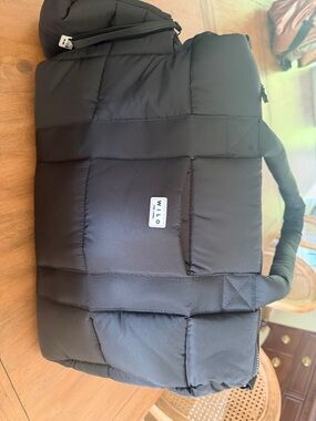 WILO Black Quilted Travel Tote